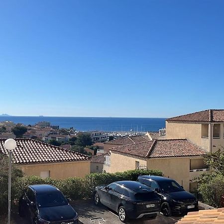 Studio Vue Mer Avec Piscine Et Terrain De Tennis Sausset-les-Pins Zewnętrze zdjęcie