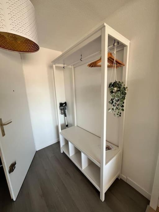 Studio Vue Mer Avec Piscine Et Terrain De Tennis Sausset-les-Pins Zewnętrze zdjęcie