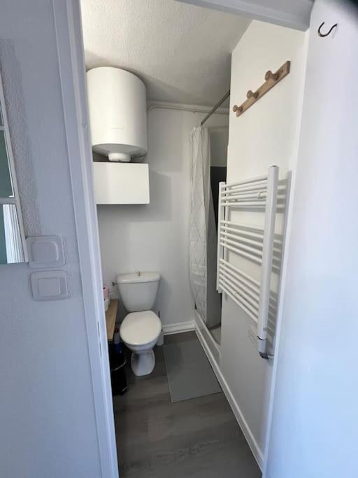 Studio Vue Mer Avec Piscine Et Terrain De Tennis Sausset-les-Pins Zewnętrze zdjęcie